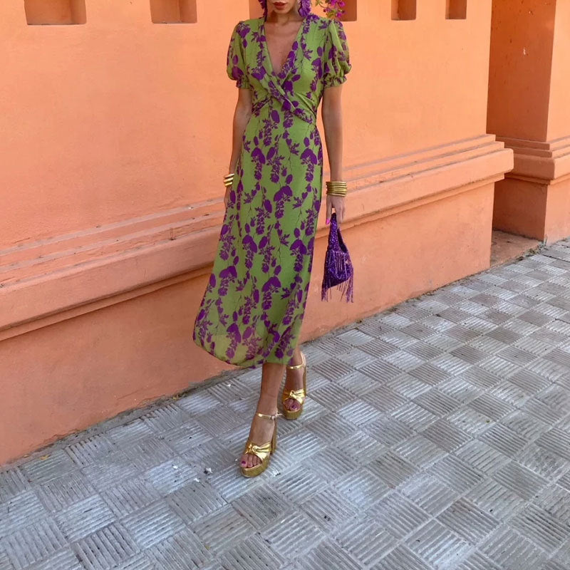 Summer V-neck Short-sleeved Dress Fashion Flowers Printed Slim Beach Dresses For Women Clothing.