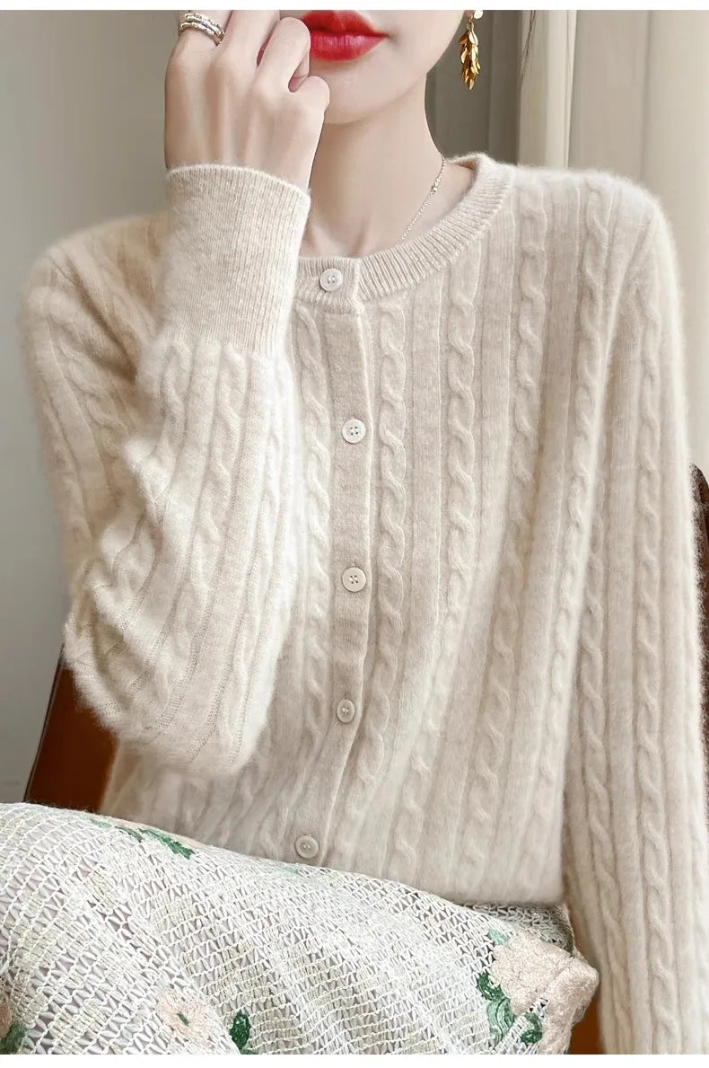 Cardigan Femme Blanc – Tricot Uni Col Rond Boutonné Manches Longues Automne Hiver 2025.