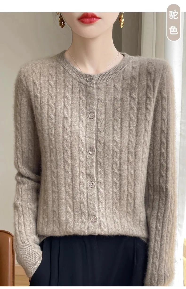 Cardigan Femme Blanc – Tricot Uni Col Rond Boutonné Manches Longues Automne Hiver 2025.