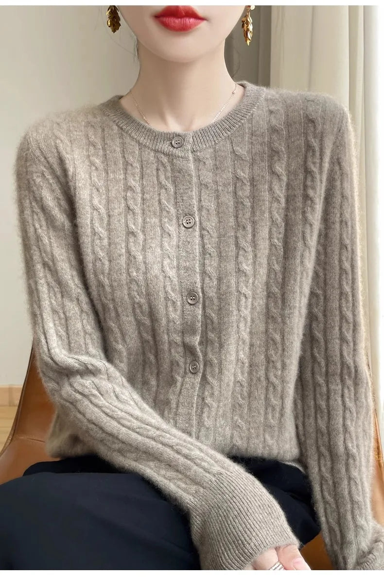 Cardigan Femme Blanc – Tricot Uni Col Rond Boutonné Manches Longues Automne Hiver 2025.
