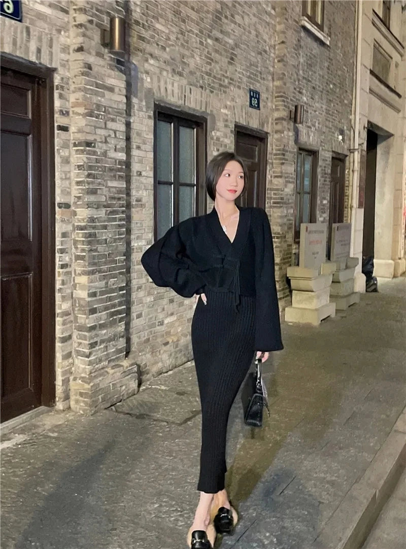 Ensemble Femme Hiver 2 Pièces – Robe Pull Tricotée & Haut Loose, Outfit Bodycon Chic Coréen Streetwear.