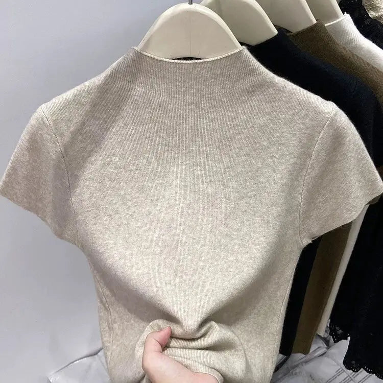 Pull Femme Col Roulé Fin – Tricot Slim Manches Courtes Bodycon Été 2025.