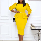 Robe élégante de bureau pour femme, col rond, manches trois quarts, ceinturée à la taille, coupe ajustée mi-mollet. Idéale pour un look professionnel et raffiné.