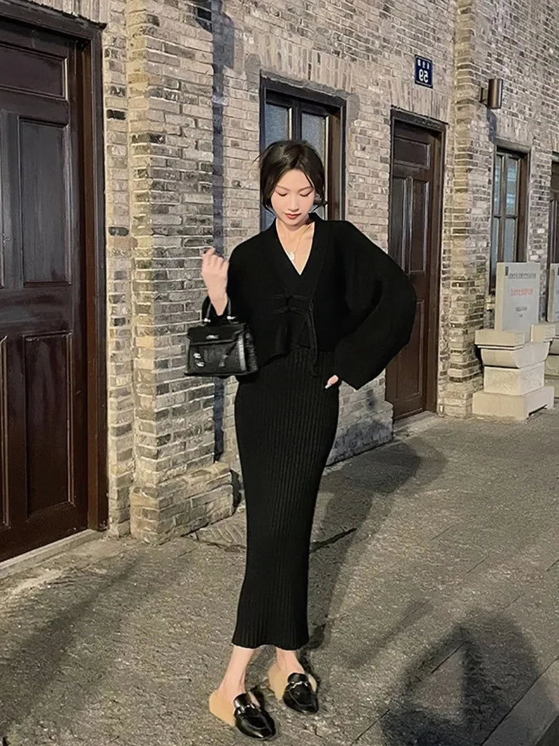 Ensemble Femme Hiver 2 Pièces – Robe Pull Tricotée & Haut Loose, Outfit Bodycon Chic Coréen Streetwear.