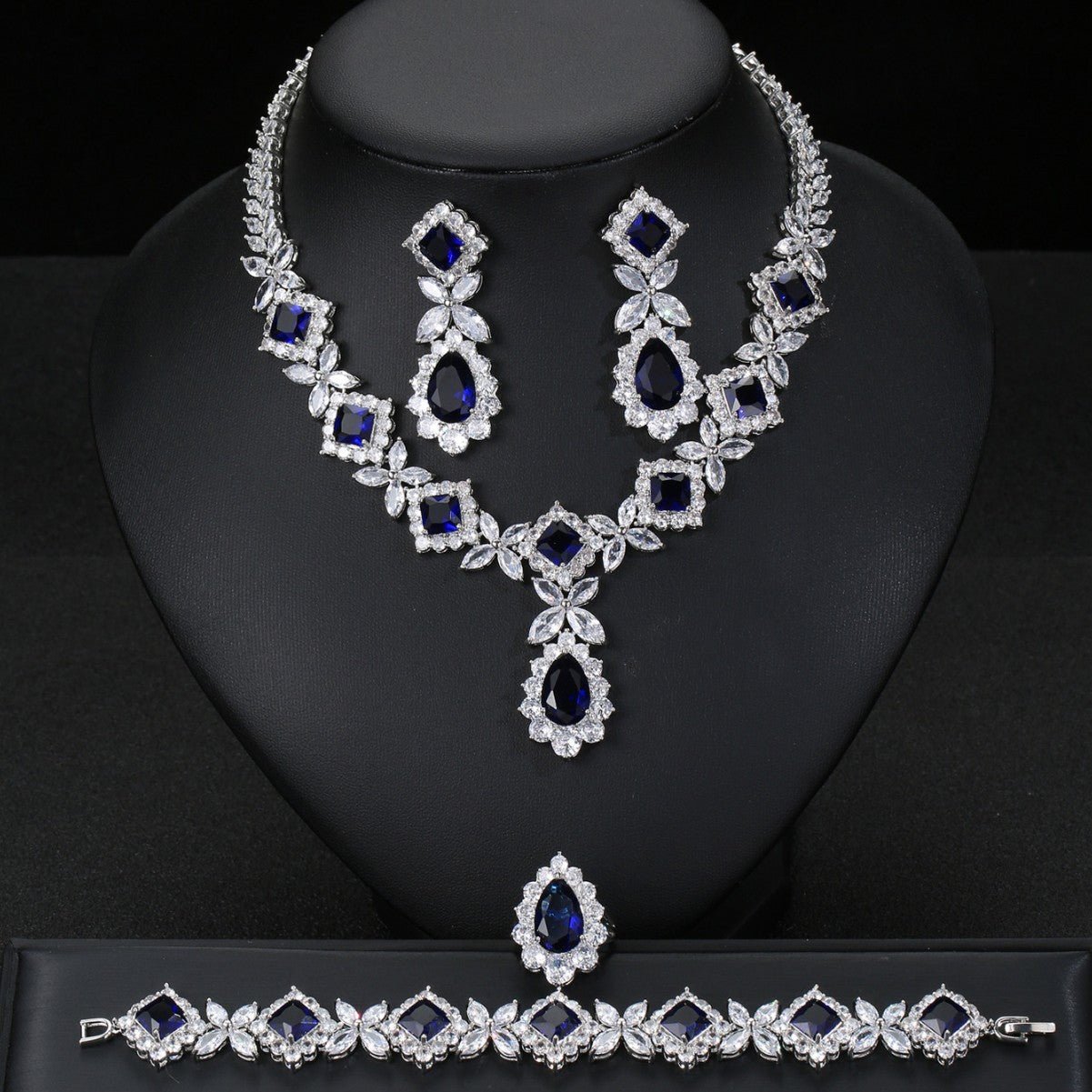 European And American Luxury Zircon Necklace Earring Bracelet Ring Suit.
