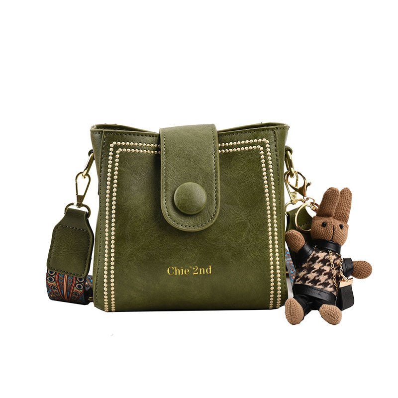New Fashion Retro High Texture Shoulder Messenger Bag.