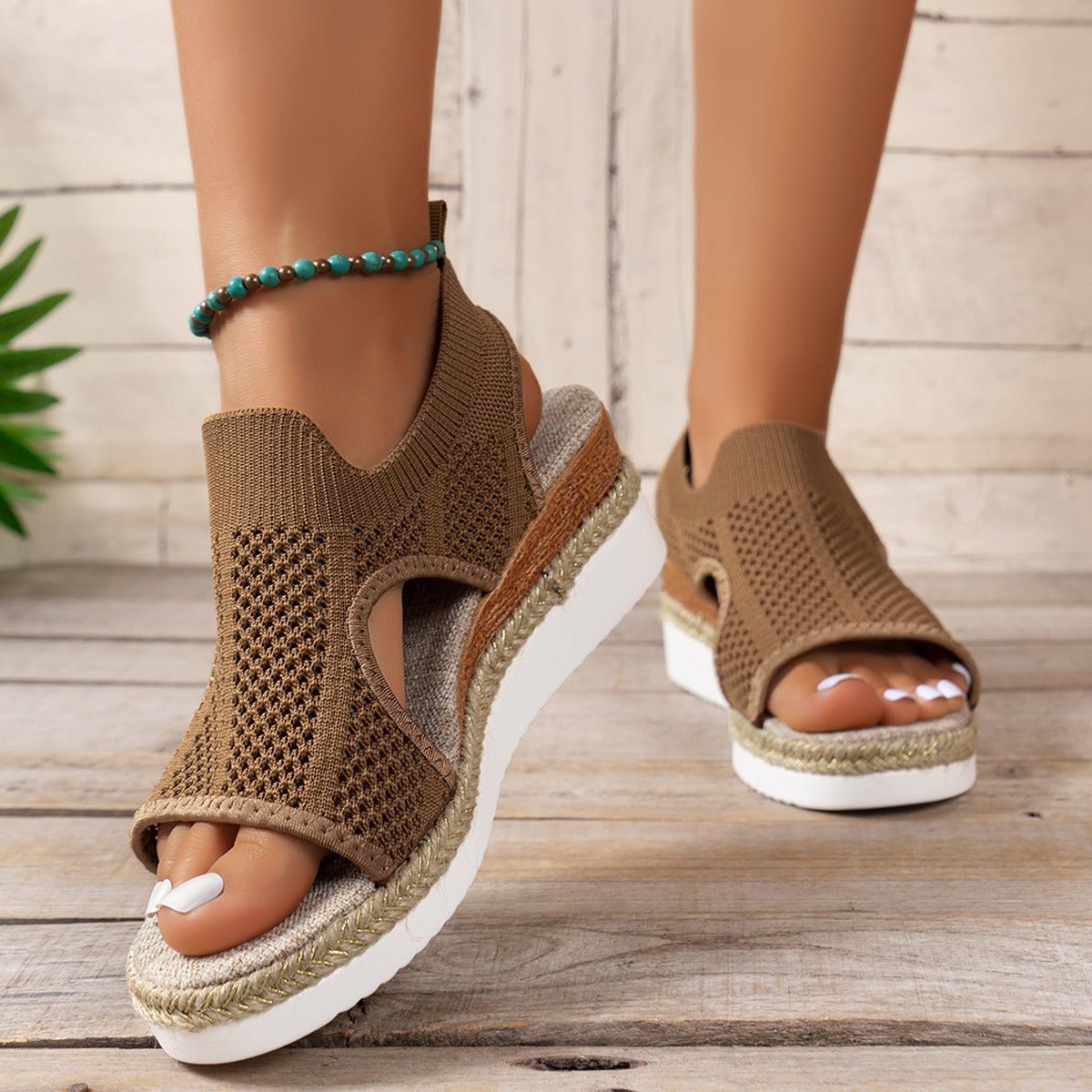 Peep Toe Flying Woven Sandals Women's Wedge Heel.