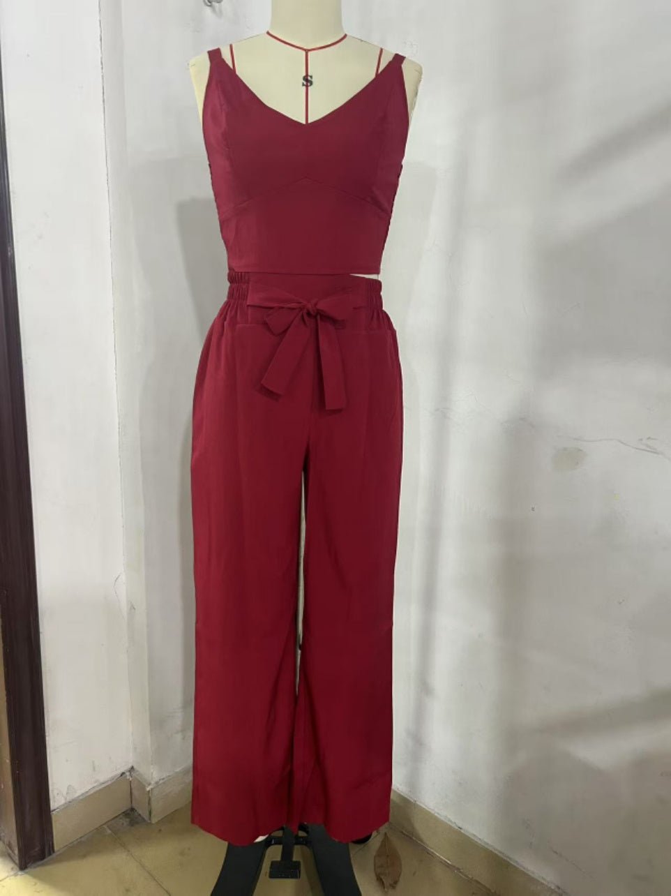 Women's Solid Color Slim Elastic Pleated Two-Piece Suit Sexy Spaghetti Strap V-neck Backless Vest High Waist Wide Leg Pants Suit.