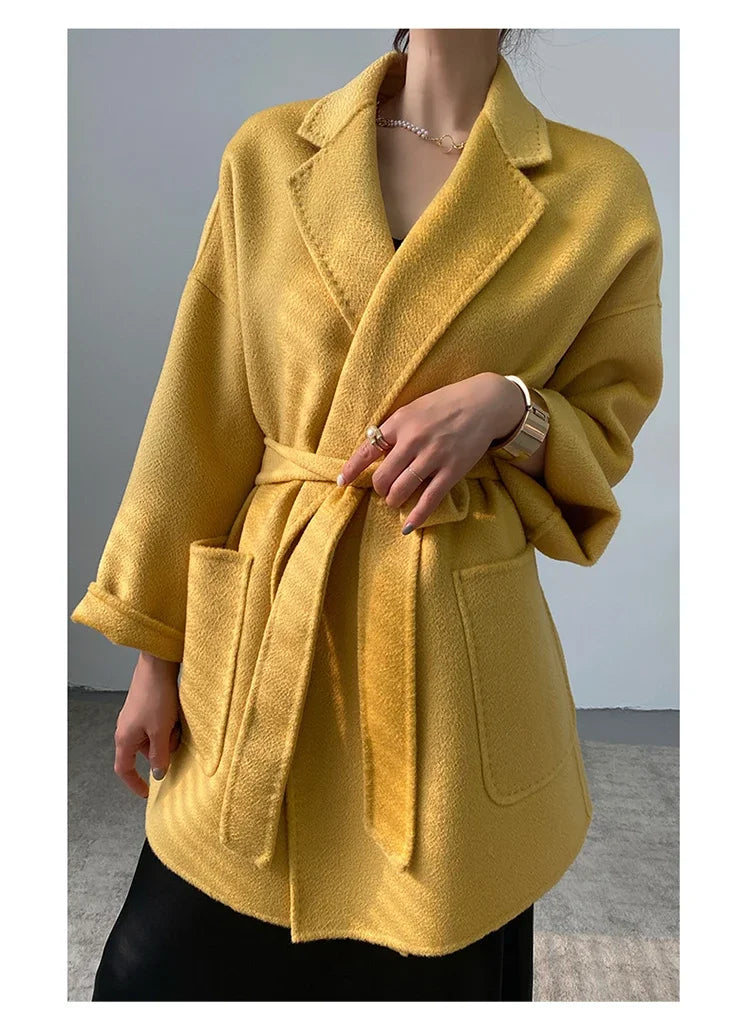 Manteau Court Femme Automne Hiver – Cachemire Double Face, Col Revers & Ceinture, Style Luxe Chic.