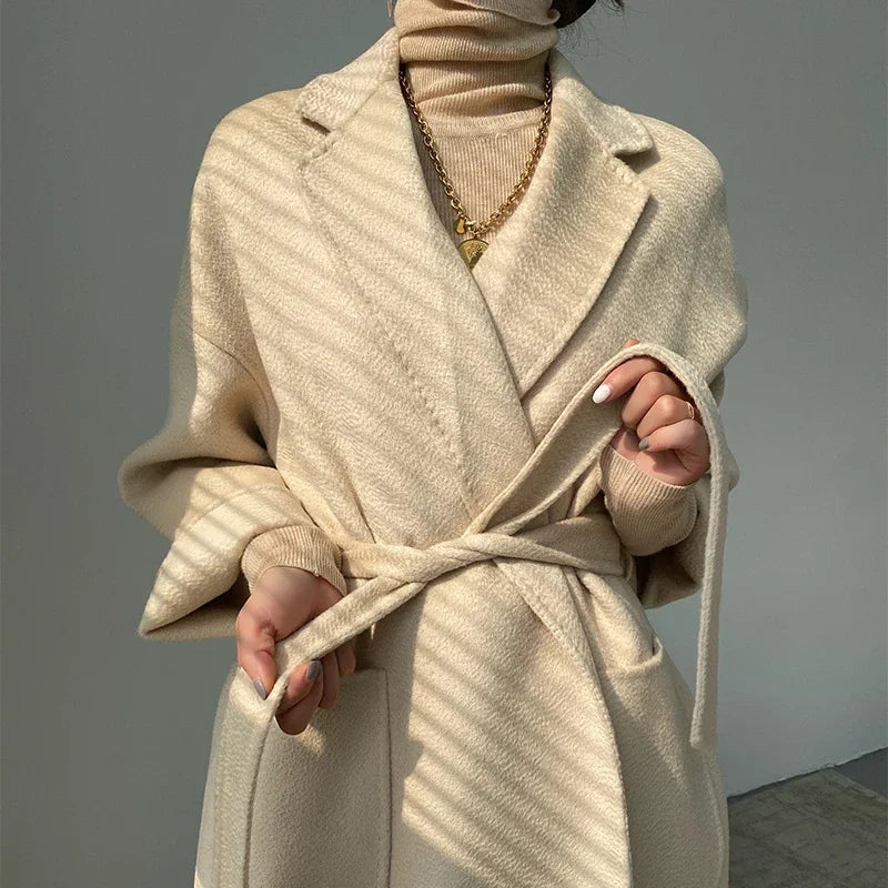 Manteau Court Femme Automne Hiver – Cachemire Double Face, Col Revers & Ceinture, Style Luxe Chic.