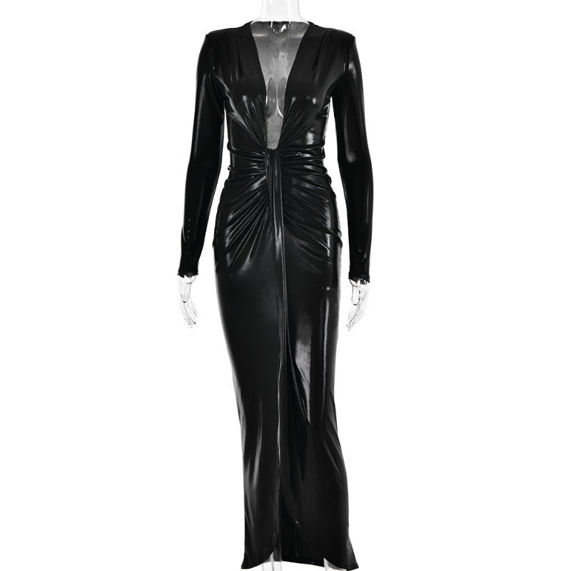 Élégante robe maxi métallisée pour femme, col en V sexy, manches longues, fronces flatteuses et fente haute. Parfaite pour les soirées, clubs ou événements chics. Style glamour et féminin.