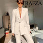 Ensemble femme blazer et pantalon – deux pièces chic couleur kaki