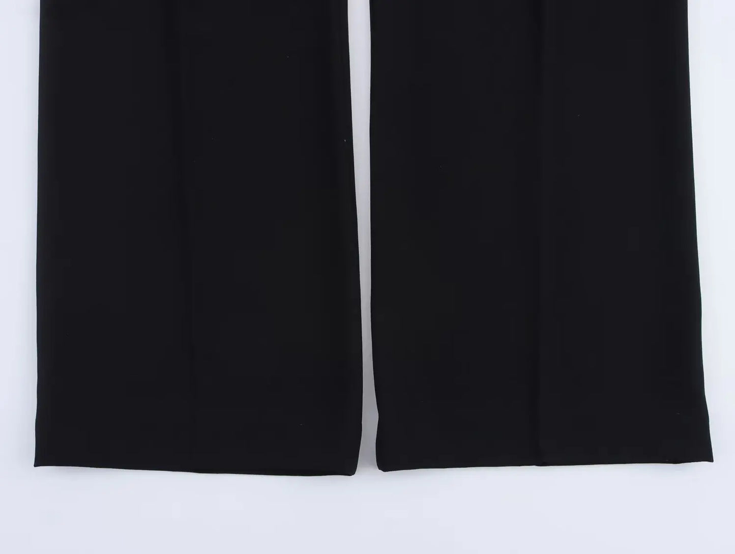 Ensemble femme sans manches col V asymétrique – pantalon large taille haute