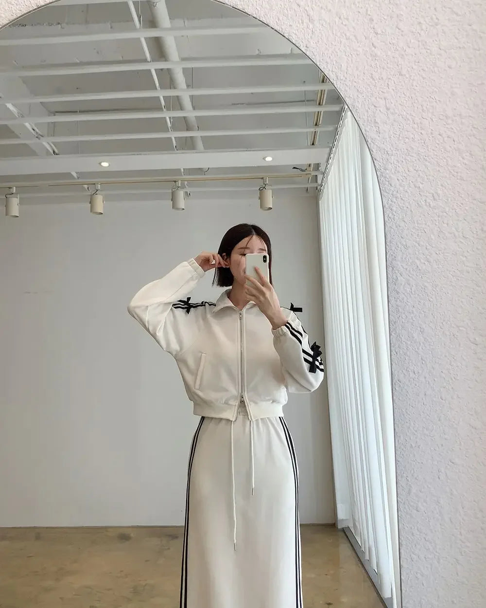 Ensemble Femme Coréen Chic – Manteau Long Manches Longues & Robe Mini Droite, Style Casual Élégant Automne.