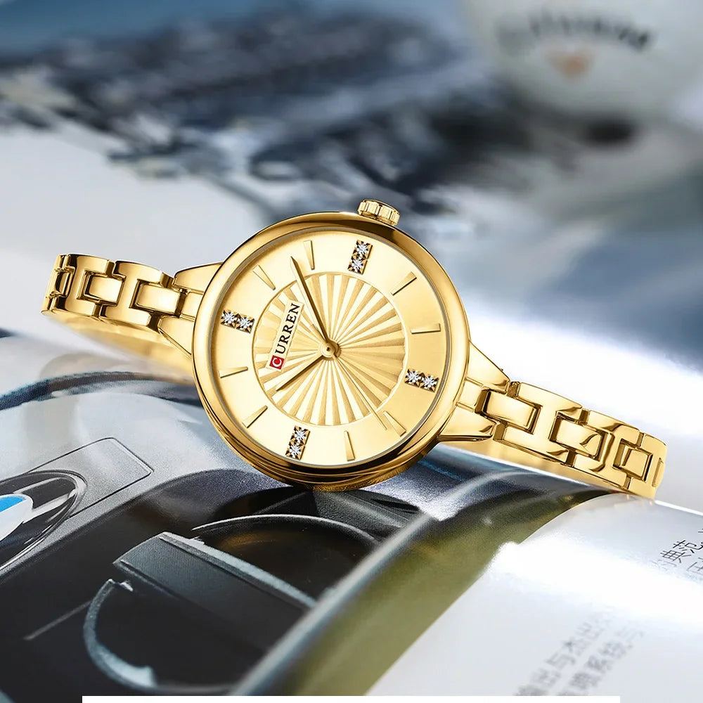 Montre pour femme de la marque CURREN, mouvement à quartz précis, avec bracelet magnétique réglable. Design élégant et sportif, idéale pour un usage quotidien ou pour compléter vos tenues habillées.