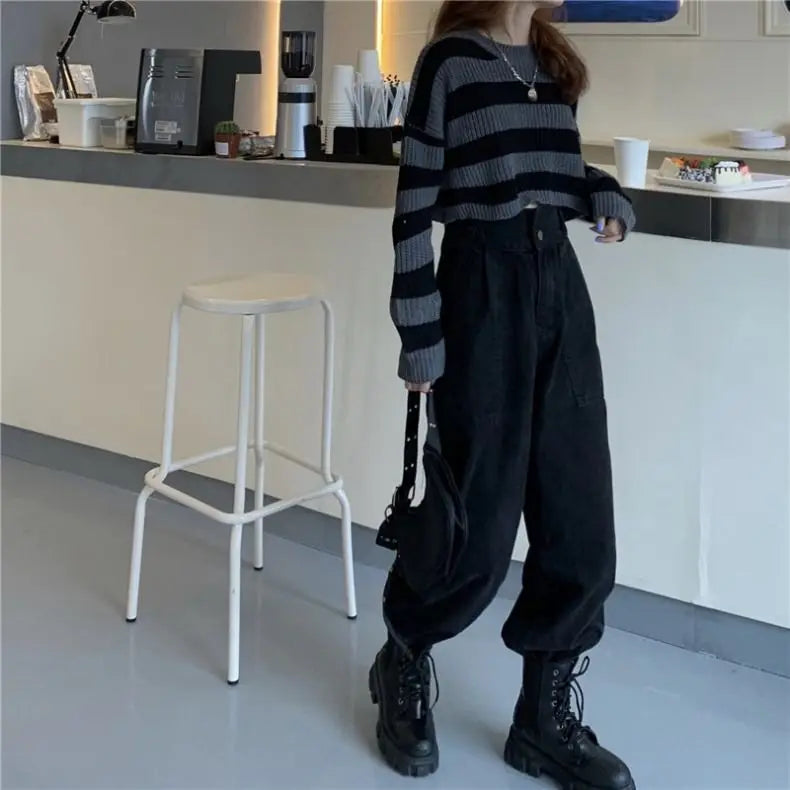 Pull Court Femme Rayé – Tricot Loose O-neck Streetwear Automne Hiver.