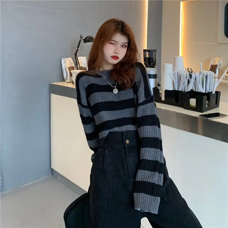 Pull Court Femme Rayé – Tricot Loose O-neck Streetwear Automne Hiver.