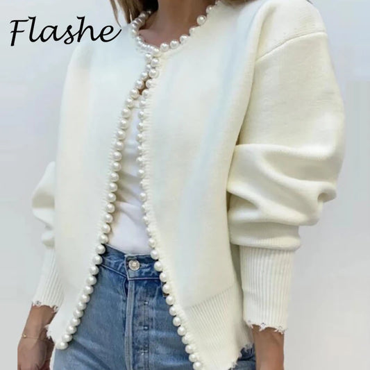 Cardigan Femme Blanc Élégant – Tricot Chic à Perles, Manches Longues Automne Hiver.