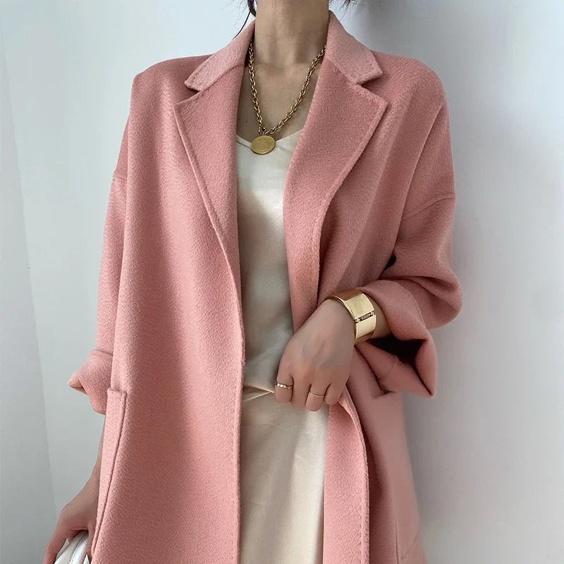 Manteau Court Femme Automne Hiver – Cachemire Double Face, Col Revers & Ceinture, Style Luxe Chic.