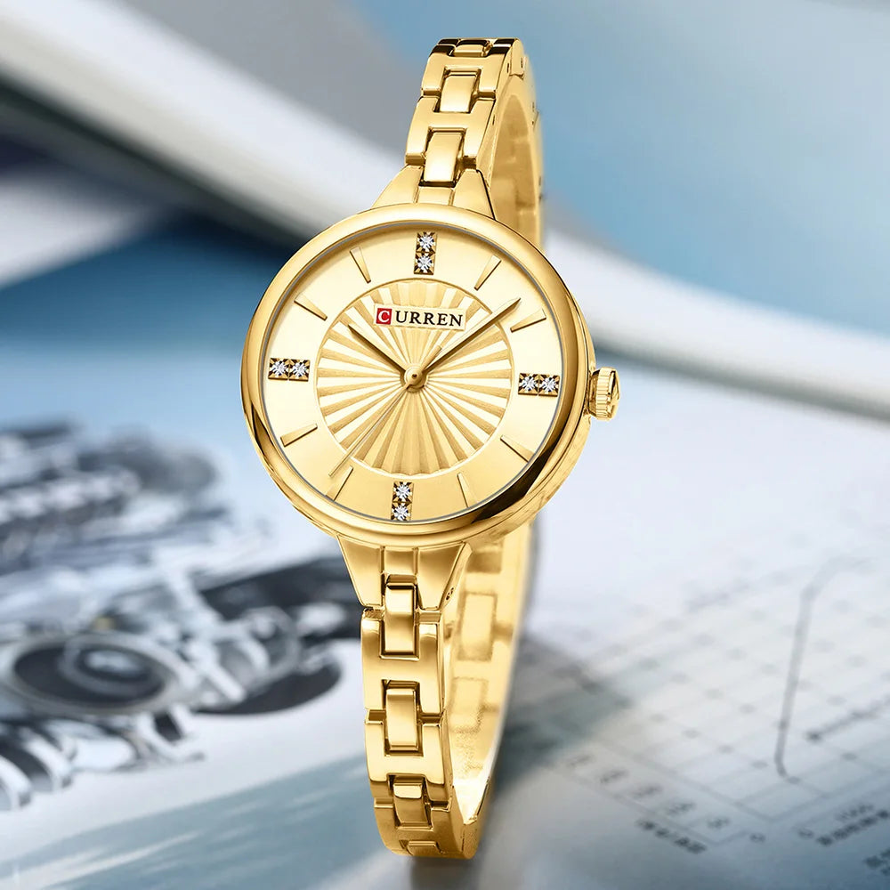 Montre pour femme de la marque CURREN, mouvement à quartz précis, avec bracelet magnétique réglable. Design élégant et sportif, idéale pour un usage quotidien ou pour compléter vos tenues habillées.