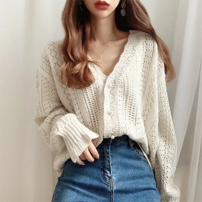 Cardigan Femme Blanc Sexy – Tricot Loose Col V Profond à Manches Longues, Maille Ajurée Été.