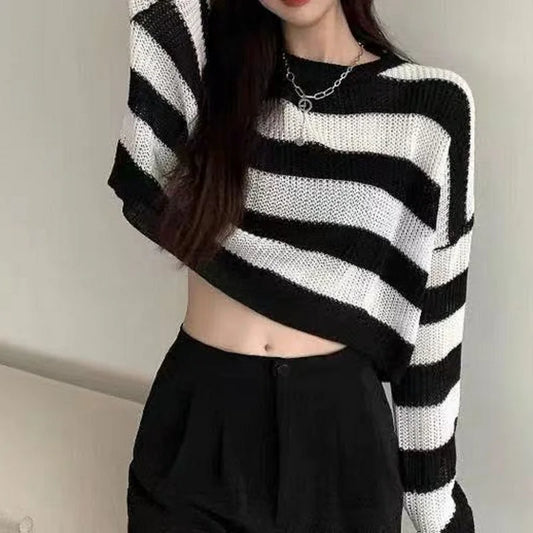Pull Court Femme Rayé – Tricot Loose O-neck Streetwear Automne Hiver.