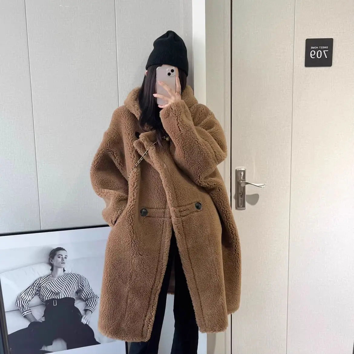 Manteau Femme Hiver 2024 – Veste Cocoon à Capuche en Laine d’Agneau Épaisse, Parka Chaude Shearling.