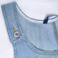 Robe en jean pour femme, sans manches, avec boutons sur le devant et deux poches pratiques. Confortable et légère, idéale pour l’été. Parfaite pour un look décontracté ou pour vos sorties quotidiennes.