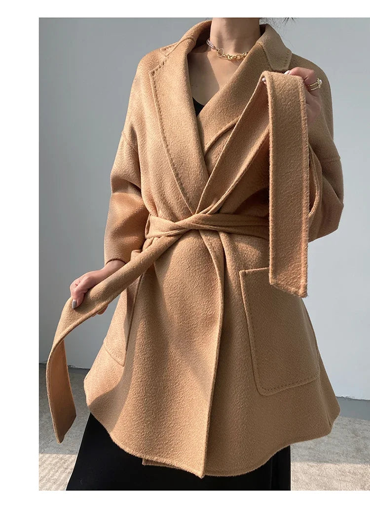 Manteau Court Femme Automne Hiver – Cachemire Double Face, Col Revers & Ceinture, Style Luxe Chic.