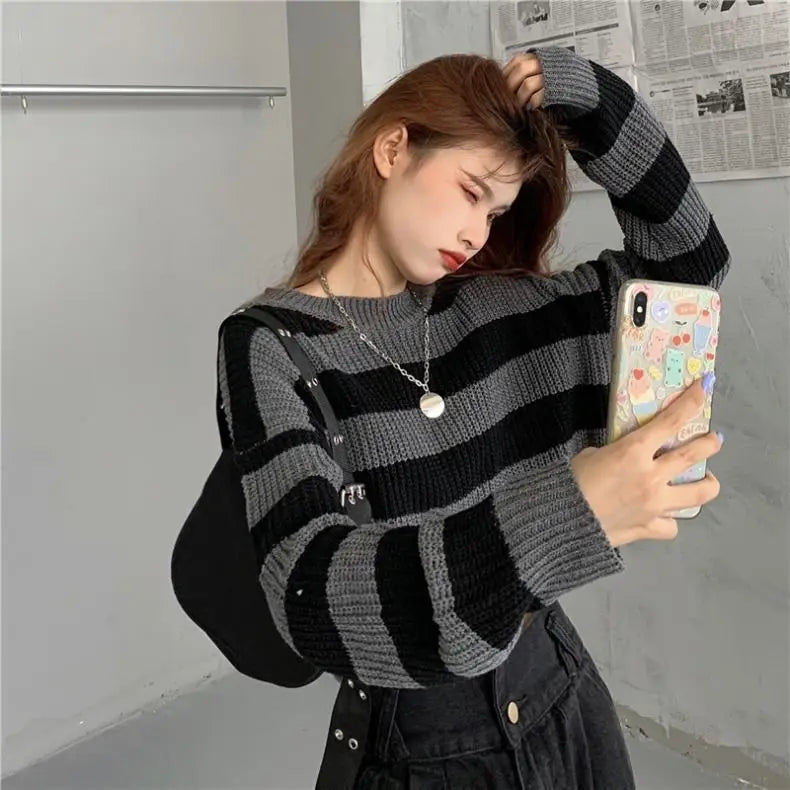 Pull Court Femme Rayé – Tricot Loose O-neck Streetwear Automne Hiver.