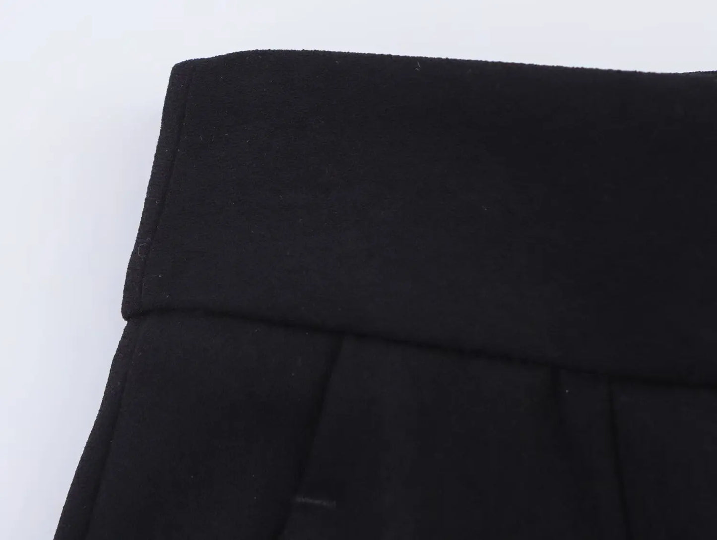 Ensemble femme sans manches col V asymétrique – pantalon large taille haute