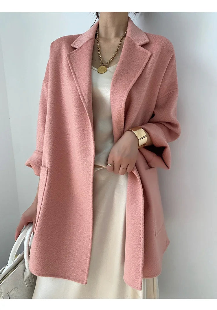 Manteau Court Femme Automne Hiver – Cachemire Double Face, Col Revers & Ceinture, Style Luxe Chic.