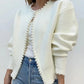 Cardigan Femme Blanc Élégant – Tricot Chic à Perles, Manches Longues Automne Hiver.