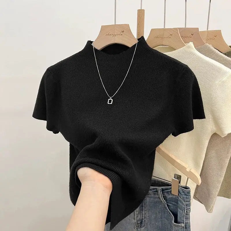 Pull Femme Col Roulé Fin – Tricot Slim Manches Courtes Bodycon Été 2025.