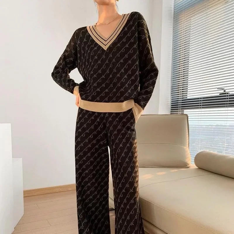 Ensemble Femme 2 Pièces – Pull Élégant & Pantalon Patte d’Éléphant Loose-Fit, Outfit Tendance Printemps Automne 2024 | F-laglam.
