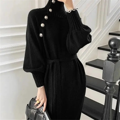 Robe Pull Longue Femme – Tricot Élégant Col Haut avec Boutons Style Vintage Automne Hiver.