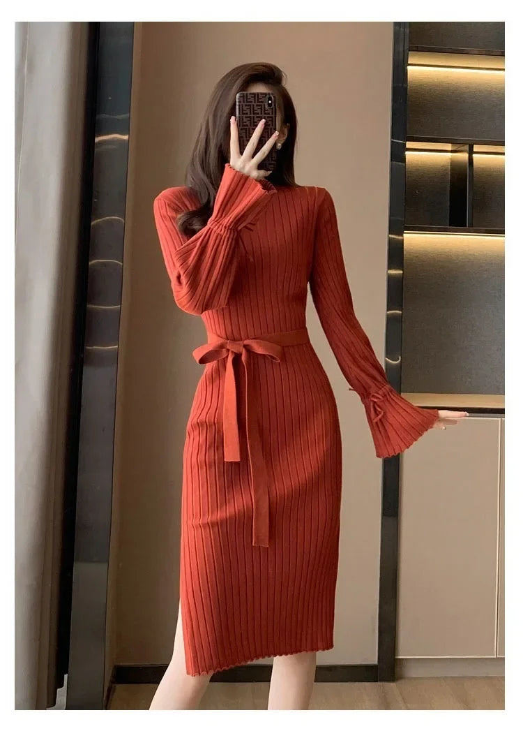 Robe pull femme automne/hiver – col V, manches évasées, coupe ajustée