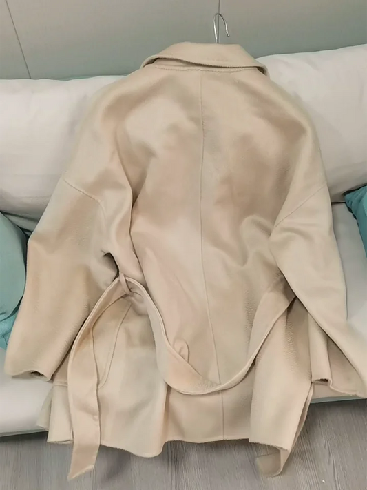 Manteau Court Femme Automne Hiver – Cachemire Double Face, Col Revers & Ceinture, Style Luxe Chic.
