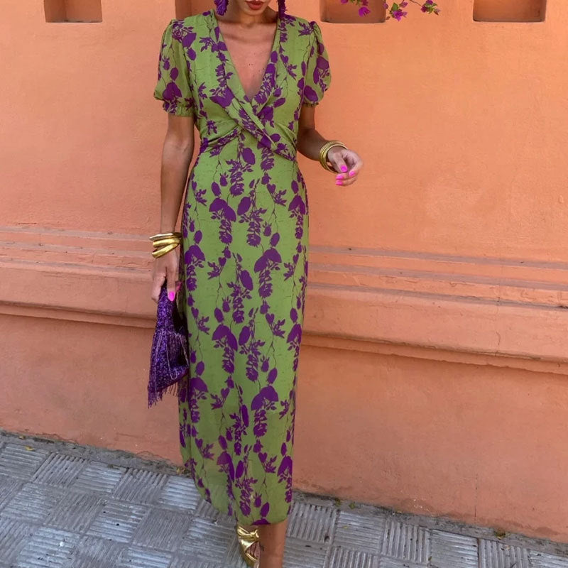 Summer V-neck Short-sleeved Dress Fashion Flowers Printed Slim Beach Dresses For Women Clothing.