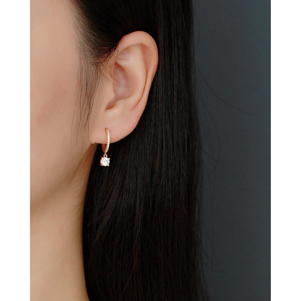 Female S925 Sterling Silver INS Style Rhinestone Earrings.