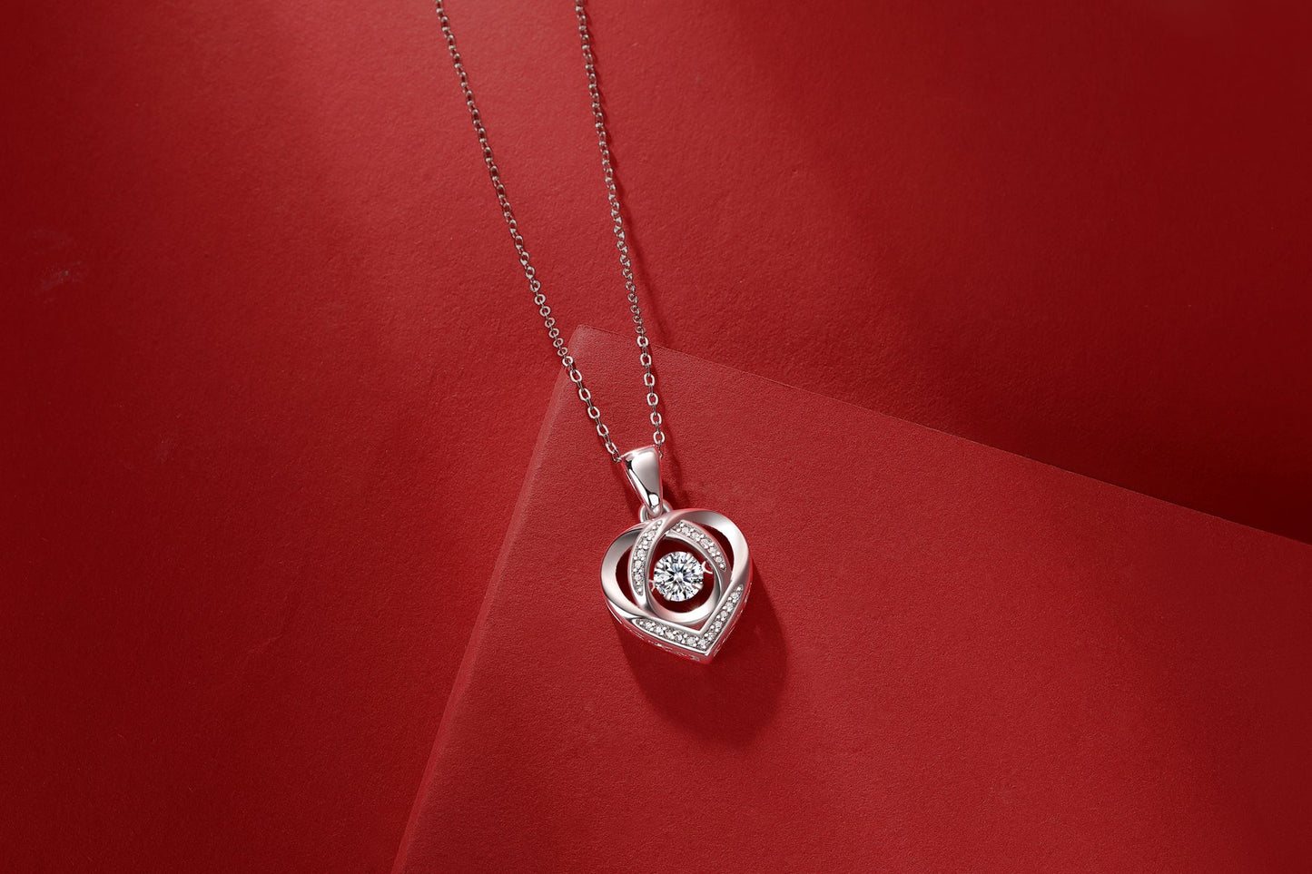 Heart To Have Your Luxurious Fashion Diamond Pendant Necklace Set With Mosan Diamond Silver Ornaments.