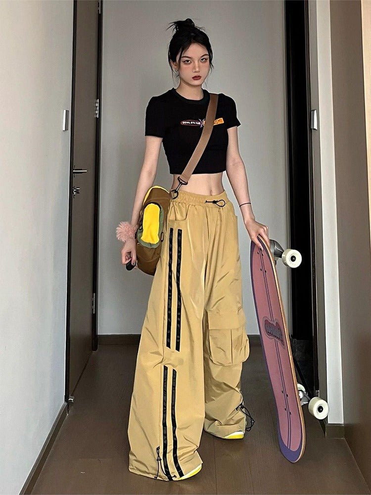 Loose Fitting High Waisted Sports Pants For Women.