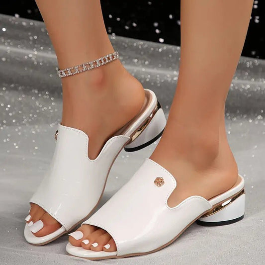 New Chunky Heel Patent Leather Plus Size Temperament Women's Fashion Sandals.