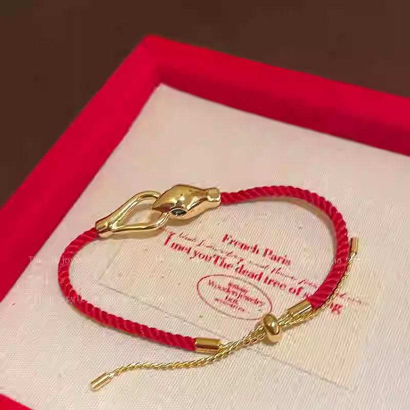 Niche High-grade New Snake-shaped Zircon Bracelet.
