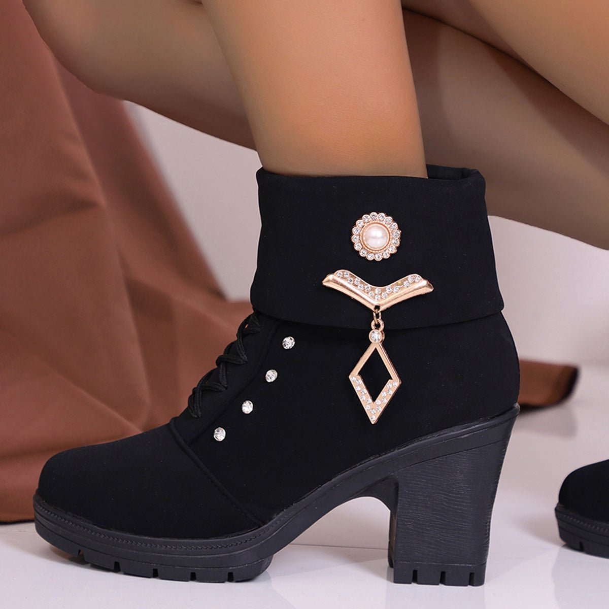 Plus Size Martin Boots Rhinestone High-heeled Cotton Boots.