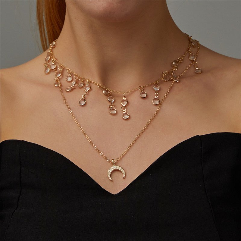 Retro Temperament Multilayer Crystal Pendant Clavicle Chain.