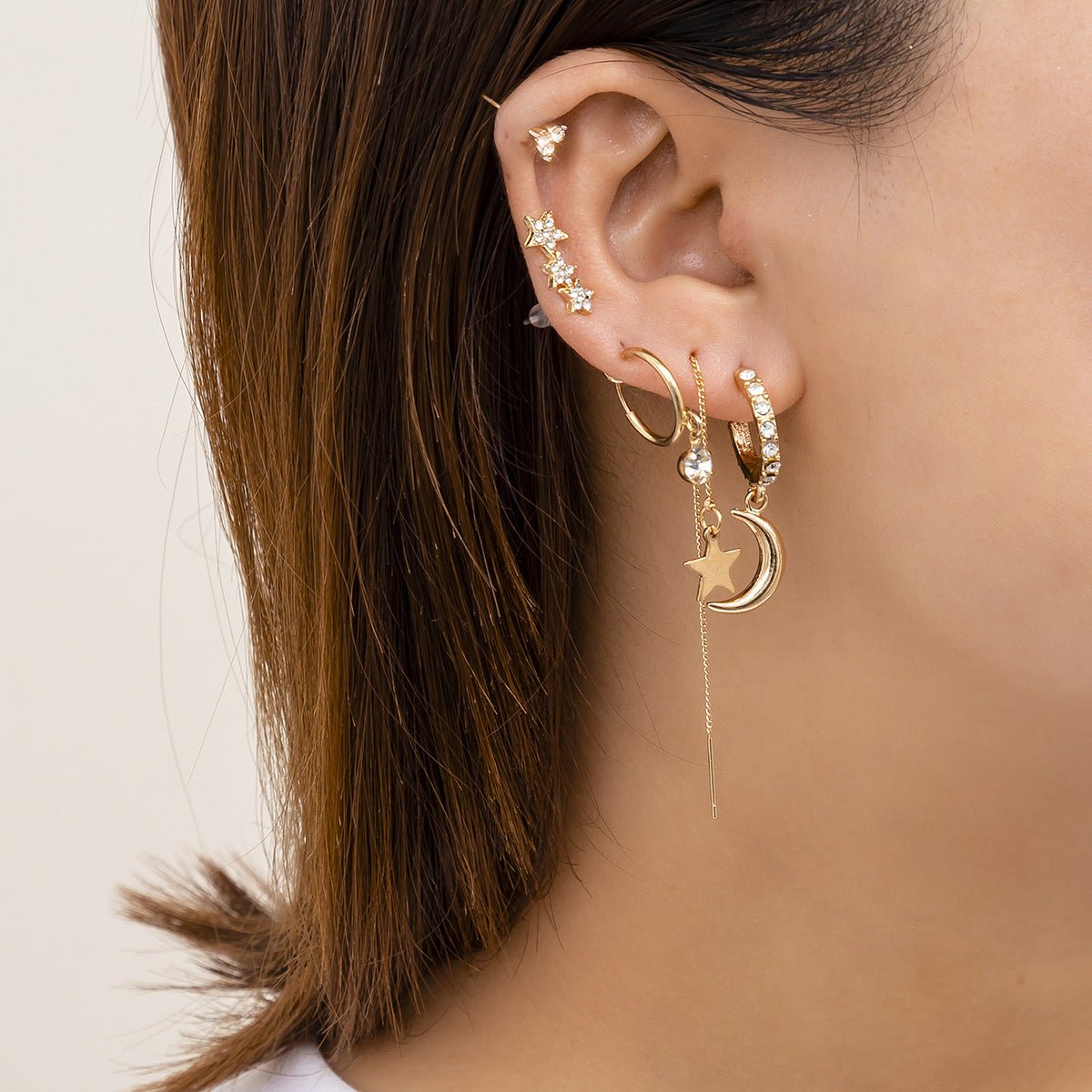 Simple Temperament Alloy Rhinestone Star Moon Earrings Women.