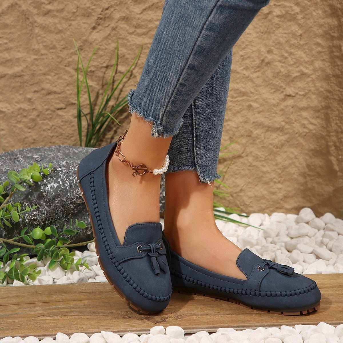 Women's Round Head Loafers Fashion Non-slip Soft Comfortable Flats Shoes.